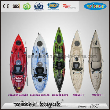 Différents types de kayaks pour la promotion des ventes